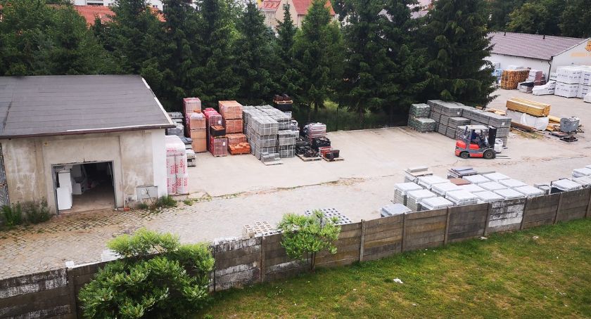 Polna 29: Kłopotliwe sąsiedztwo, którego... nie ma w miejskich planach