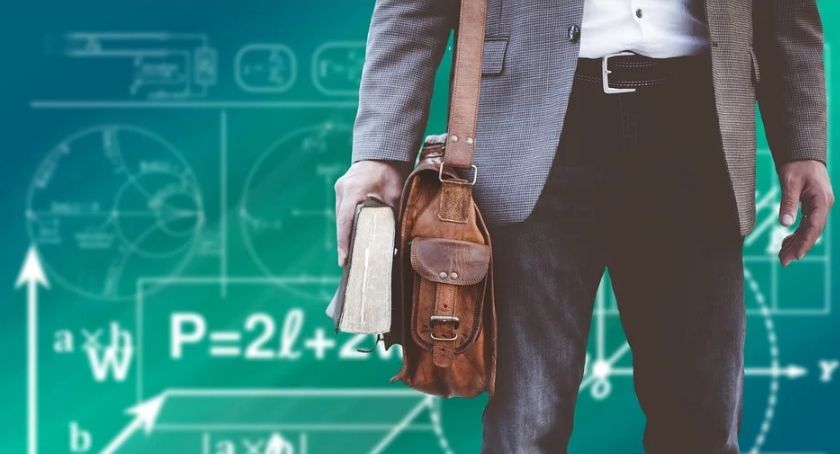 Nauczyciel, kierowca, mechanik, elektryk. Sprawdź nowe oferty pracy w Szczecinku!