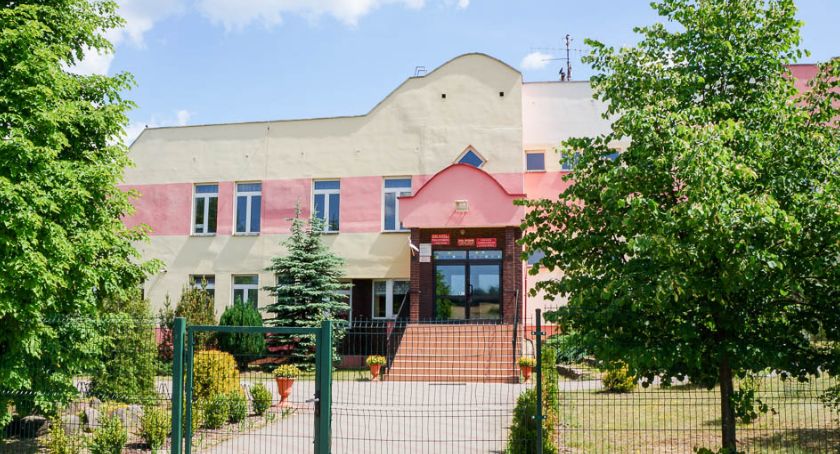Szkoła w Gwdzie Wielkiej tymczasowo zamknięta. „Nauczycielka miała kontakt z osobą zakażoną” 