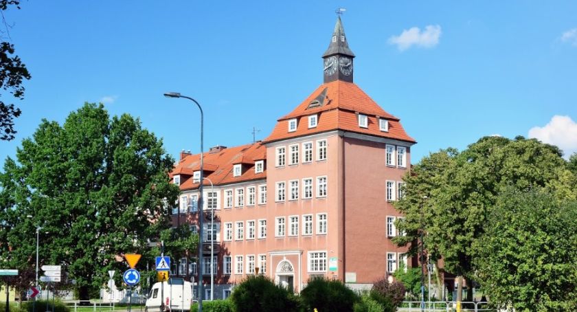 Koronawirus wkracza do podstawówek