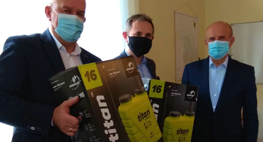 „Katolik” i „Społeczna” z prezentami od powiatu