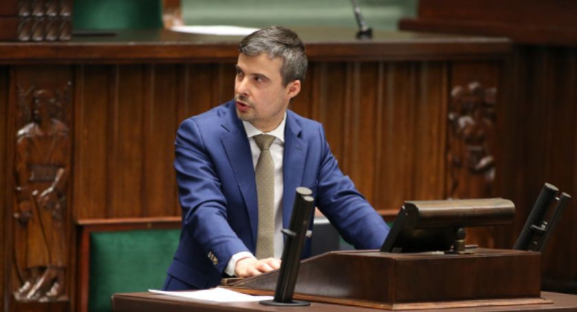Dzień Edukacji Narodowej. Życzenia posła Radosława Lubczyka