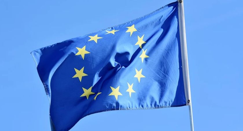 Szantaż UE, czy przymiarka do Polexitu? Posłowie ze Szczecinka o unijnym wecie Polski