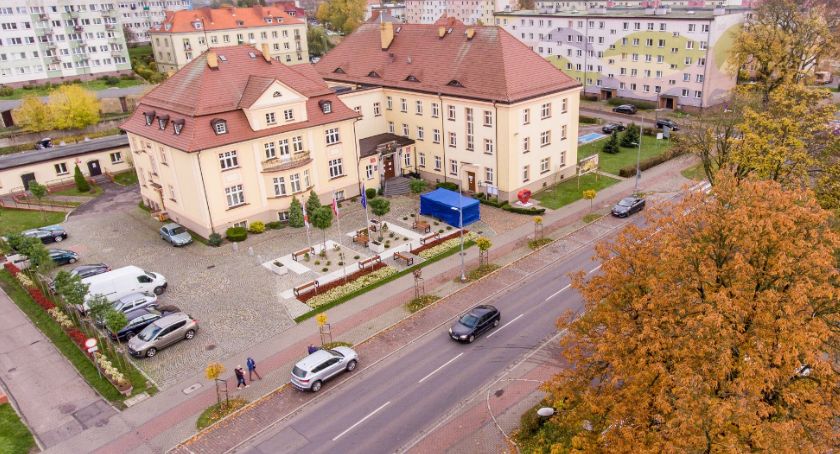 Budżet UE, weto, Covid-19 i strajk kobiet na sesji Rady Powiatu