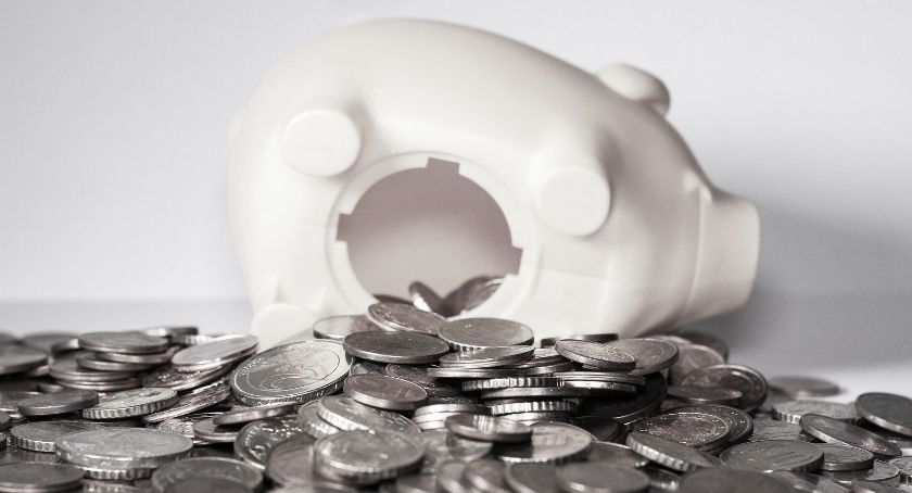 Klient: mam do odbioru spadek. Bank: ma przyjść 19 osób jednocześnie