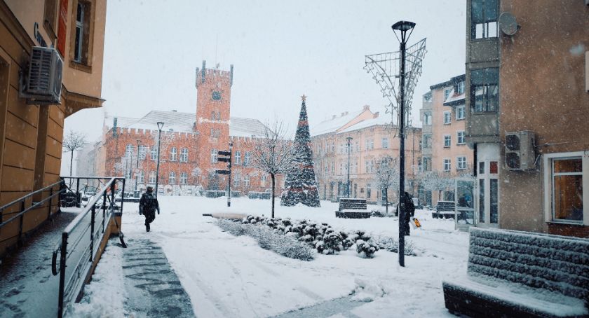 Szczecinkowi znów ubyło mieszkańców. Kto zatrzyma tę lawinę?