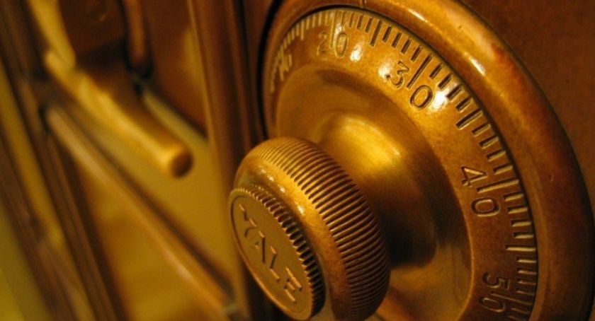 Systemy sejfowe dla przedsiębiorstw oraz instytucji państwowych