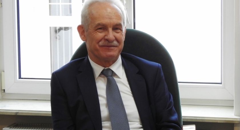Dyrektor Powiatowego Zarządu Dróg odszedł na emeryturę
