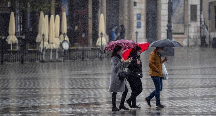 Czy fale epidemii Covid-19 mogą zależeć od pogody?