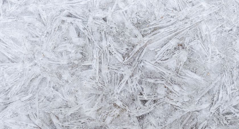 Ostrzeżenie meteo: Oblodzone jezdnie i chodniki!
