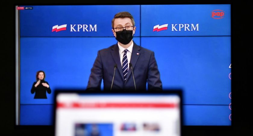 Müller: Sytuacja epidemiczna jest poważna