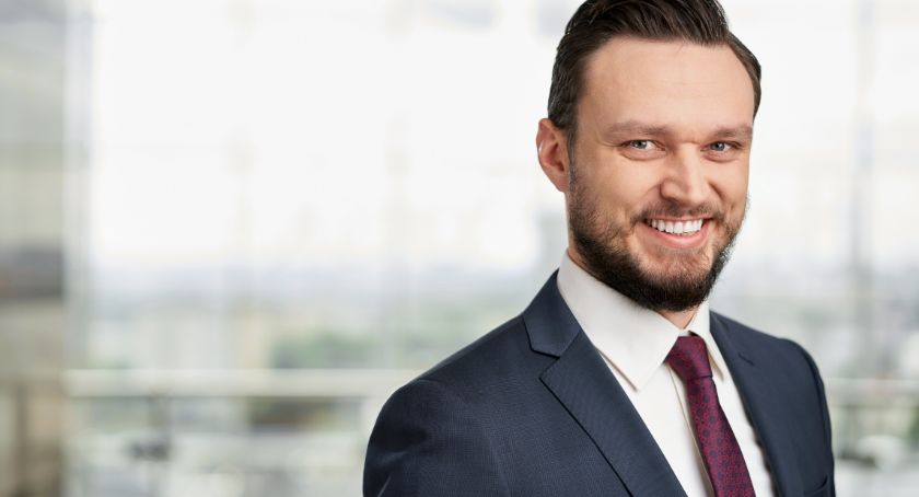 PKO BP: Polacy wybierają domy za miastem