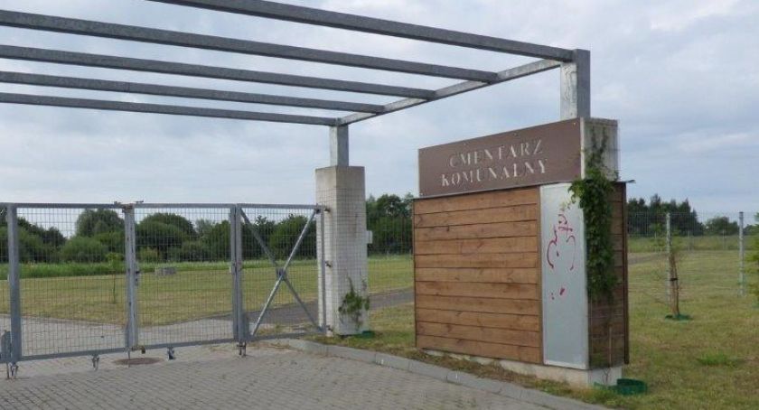 Ruszają pochówki na nowym cmentarzu w Szczecinku. Wiadomo od kiedy