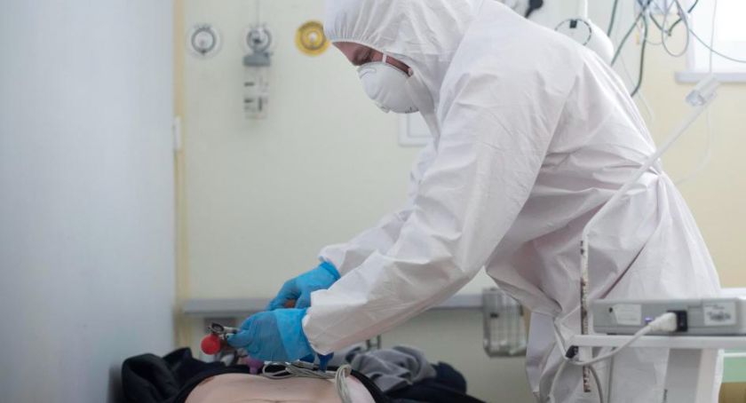 Epidemiolodzy: Jesienią może być więcej nowych zakażeń koronawirusem