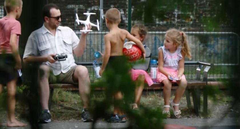 Czy Twoje dziecko też jest narażone na atak pedofila? Eksperyment policji