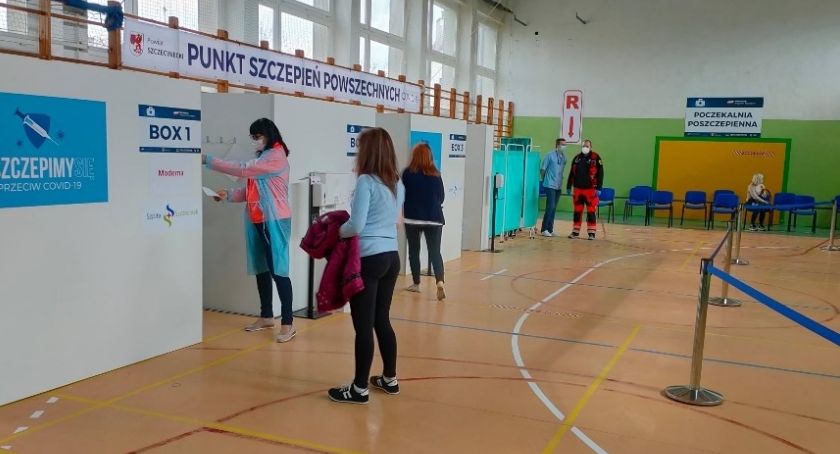 Umiarkowane zainteresowanie szczepieniami w powiecie. „Nie pozwólmy się zdominować przez niezweryfikowane opinie” 