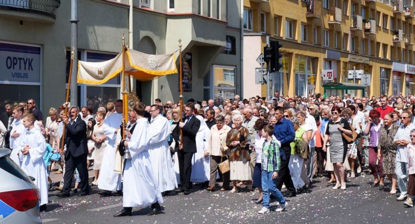 Boże Ciało w Szczecinku. Wracają procesje ulicami miasta. Którędy pójdą?