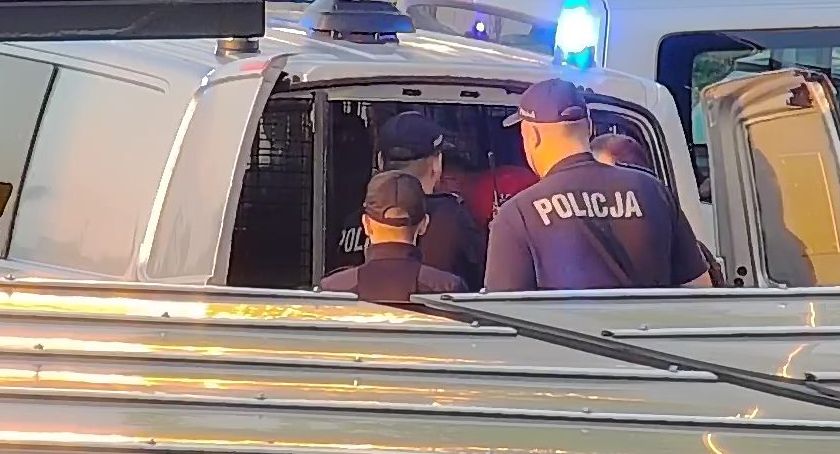 Pijany, leżący, z amfetaminą