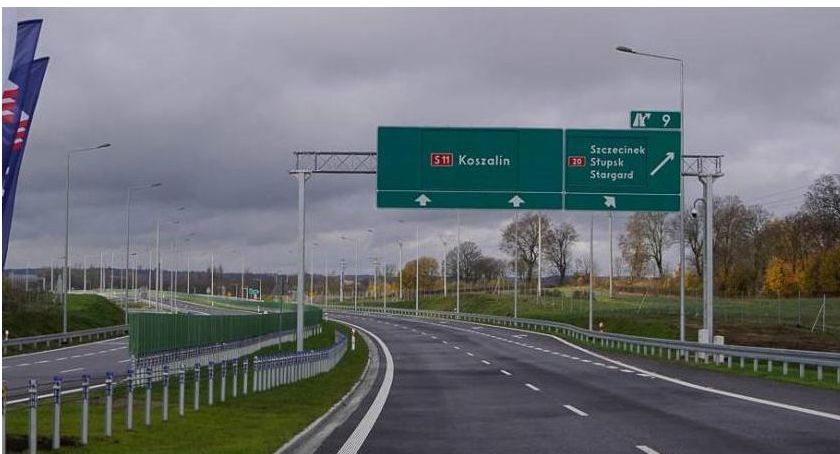 Powiat szczecinecki „białą plamą” inwestycyjną? Wiceminister: Tak było kiedyś. Dzisiaj już tak nie jest