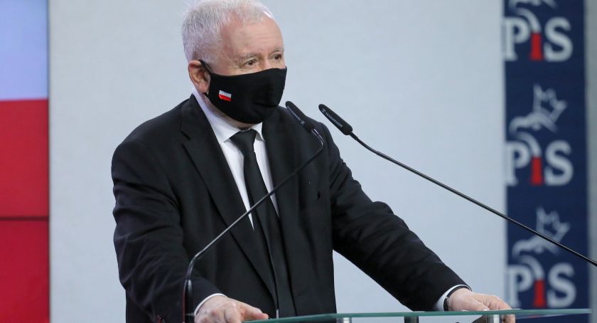 PiS chce walczyć z nepotyzmem. Przyjęto uchwałę