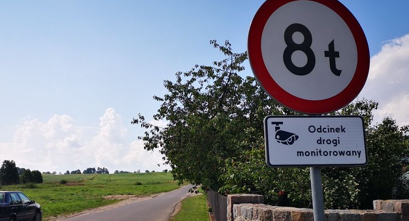 Rozjeżdżają nam drogę! Alarmują mieszkańcy Marcelina