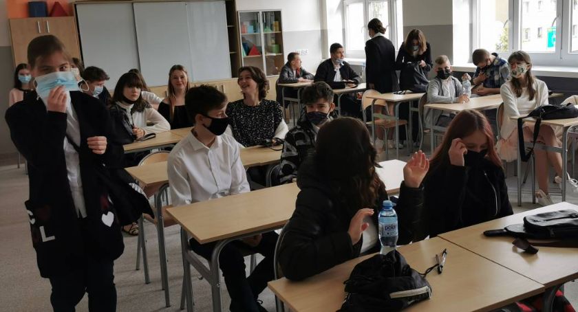 Ósmoklasiści poznali wyniki egzaminu. Która szkoła w Szczecinku wypadła najlepiej?