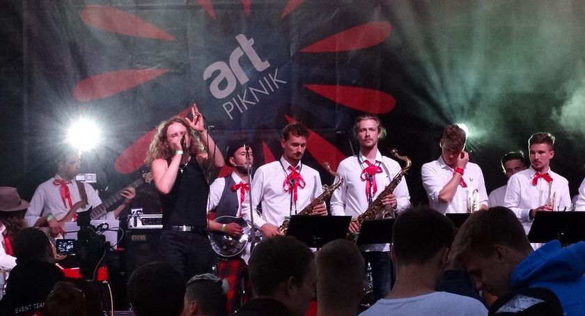 SAPiK przedłużył Art Piknik i chce sprzedawać bilety