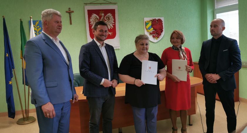 Granty sołeckie: pieniądze dla Wierzchowa i Dalęcina