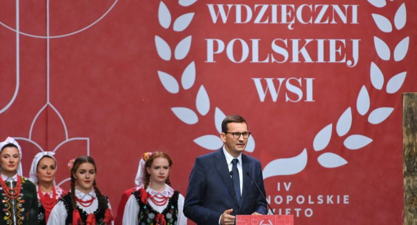 Premier Morawiecki w Bobolicach: Jeszcze w tym roku miliard zł dla polskiej wsi