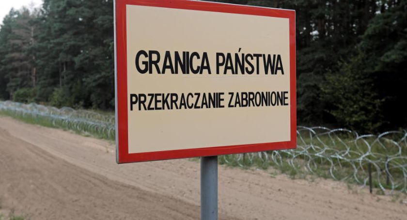 MON: Na granicy z Białorusią będzie siatka „chroniąca zwierzęta”