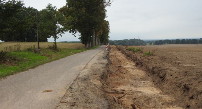 Przebudowa drogi od Ostrowąsów do skrzyżowania z drogą wojewódzką