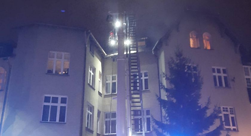 Pożar na Limanowskiego. Ludzie pozbawieni mieszkań
