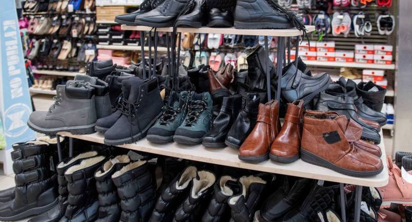Złodziej ukradł za duże buty; wrócił po mniejsze i został zatrzymany