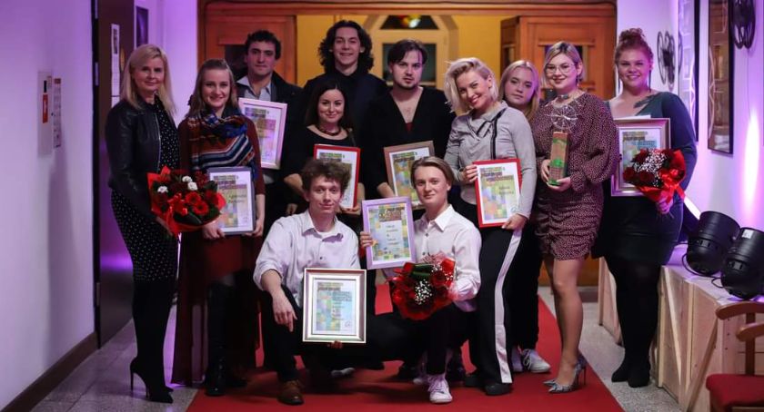 Daria Adamczewska i Kamil Kowalski nagrodzeni na Festiwalu Piosenek Marka Grechuty!
