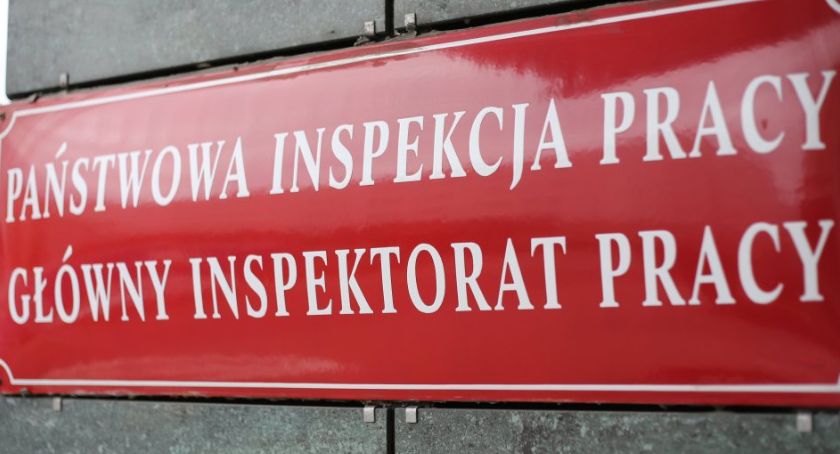 Przepisy nie przewidują karania pracodawców za przymuszanie do szczepień