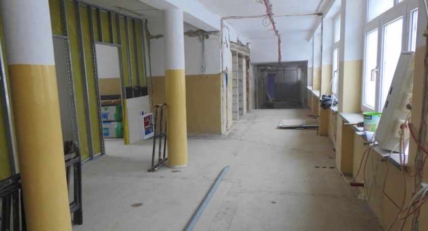 Instalacja tlenowa w Centrum Zdrowia Psychicznego. Będzie alternatywa dla pacjentów z Covid-19