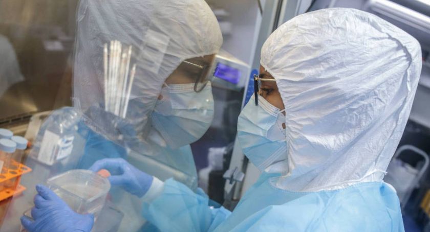 Dwa lata od wybuchu pandemii Covid-19 wciąż nie wiadomo, skąd wziął się koronawirus