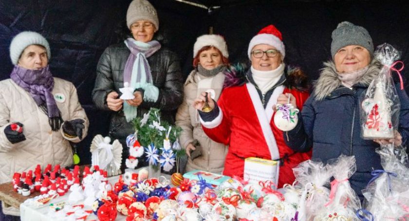 Stowarzyszenie Aktywnych Kobiet zaprasza na świąteczny kiermasz