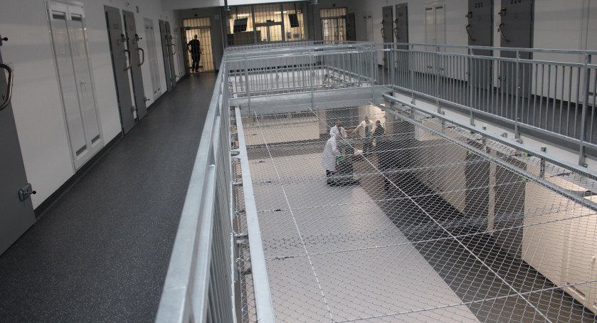 ZK Czarne: Nowy pawilon duży jak małe więzienie