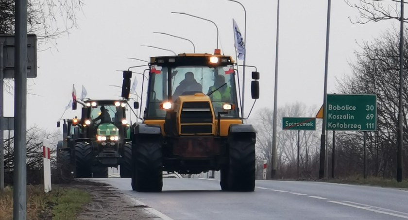 Zakorkowali na chwilę miasto. Strajk rolników w Szczecinku