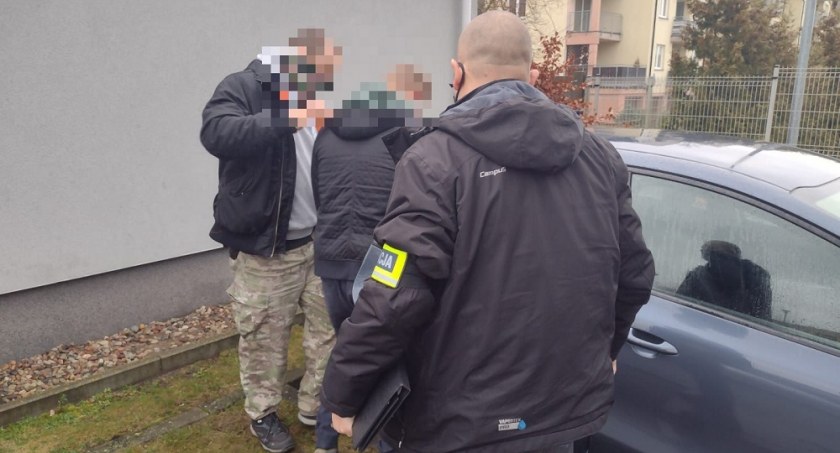 Napadli na stację paliw w Białym Borze. Są już w rękach policji