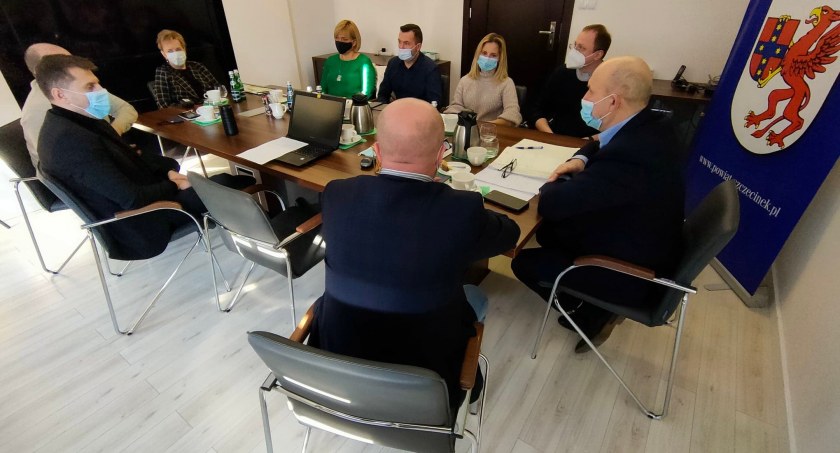 Zespół Szybkiego Wsparcia Uchodźców w powiecie już działa