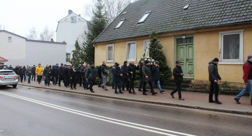 „Męski różaniec” znów na ulicach Szczecinka. Dołączysz?