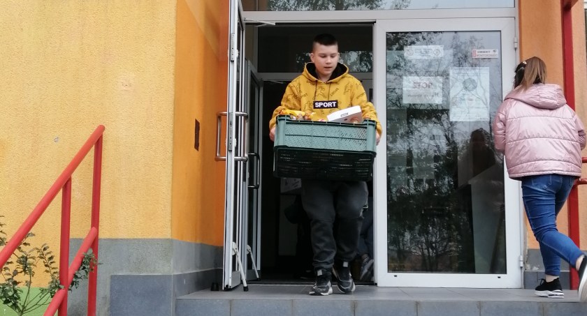 Uczniowie SOSW na Świątkach solidarni z Ukrainą