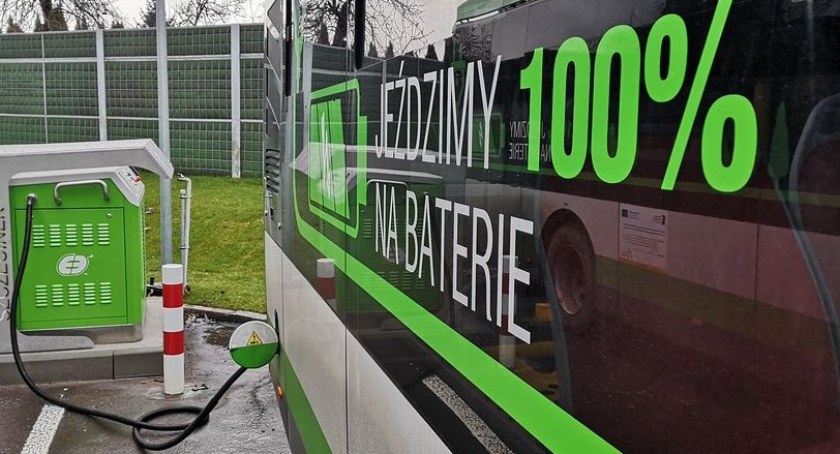 Autobusy pod napięciem. Będzie ich więcej