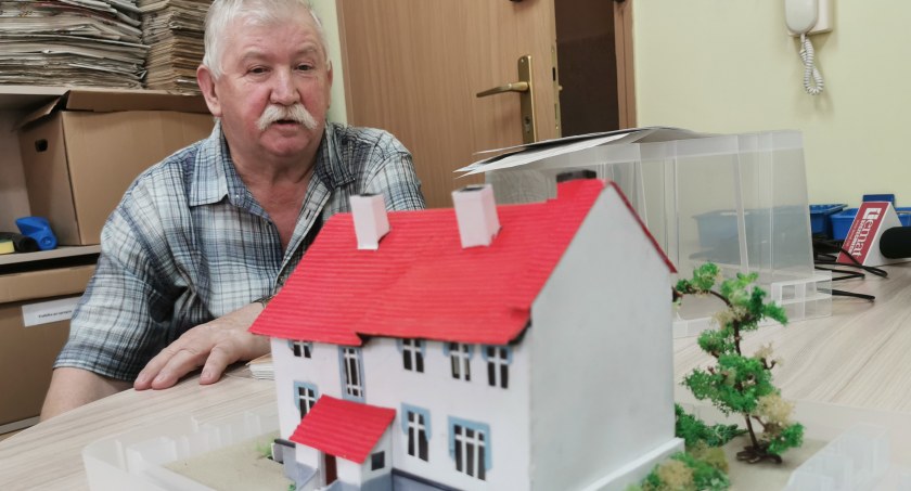 Tej kamienicy już nie ma. Pan Zbigniew odbudował rodzinny dom