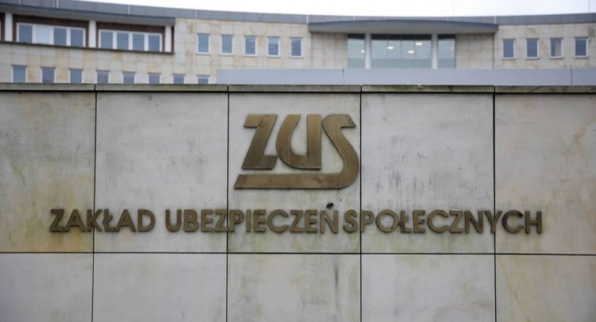 500 plus dla uchodźców z Ukrainy. Wnioski w ZUS od soboty