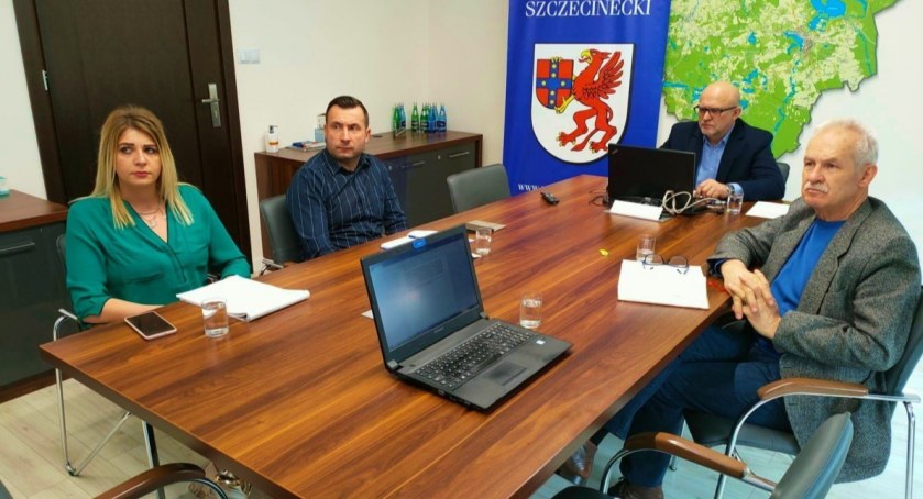  Z wiceministrem MSWiA rozmawiali o pomocy dla uchodźców