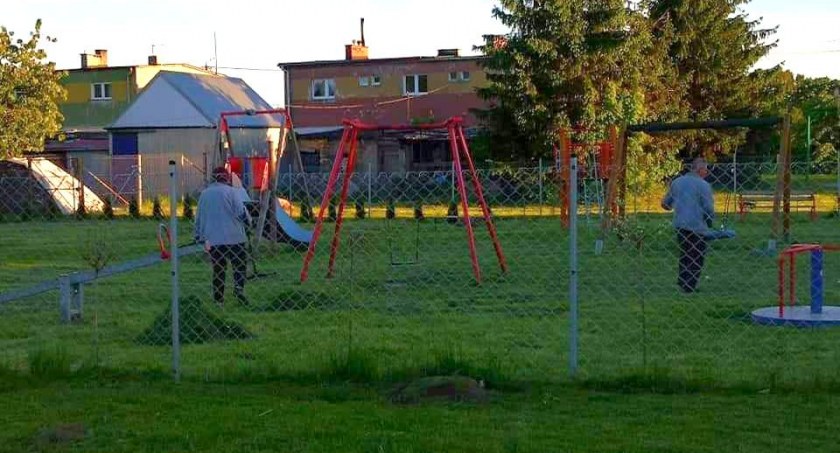 Autobusy do Czarnoboru rzadziej, Godzimierz prawie odcięty komunikacyjnie