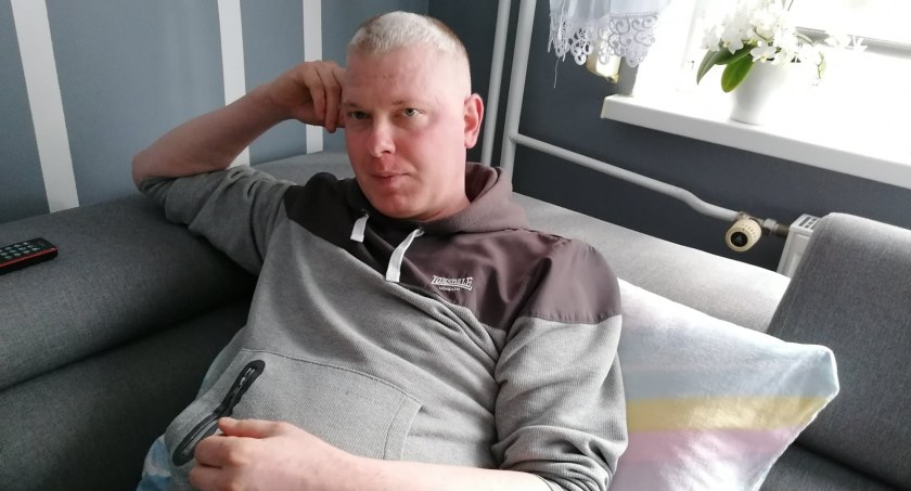 Pan Paweł z Bornego Sulinowa walczy z czerniakiem. Potrzebna każda pomoc